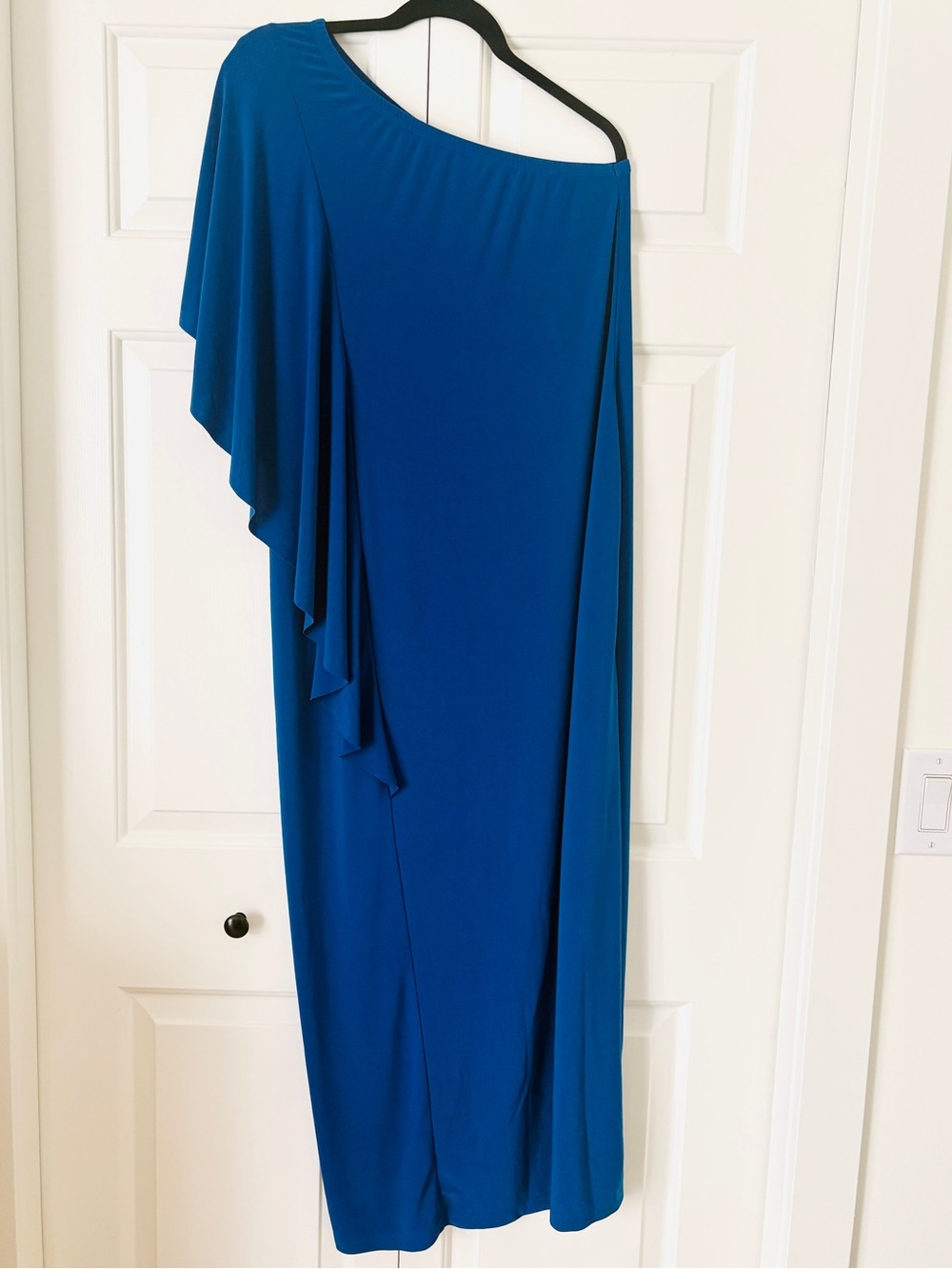 Blue One-Shoulder Maxi Dress - Classic Evening Style